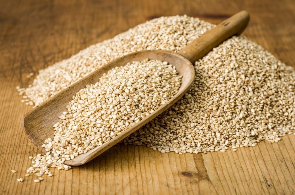 white sesame seeds image
