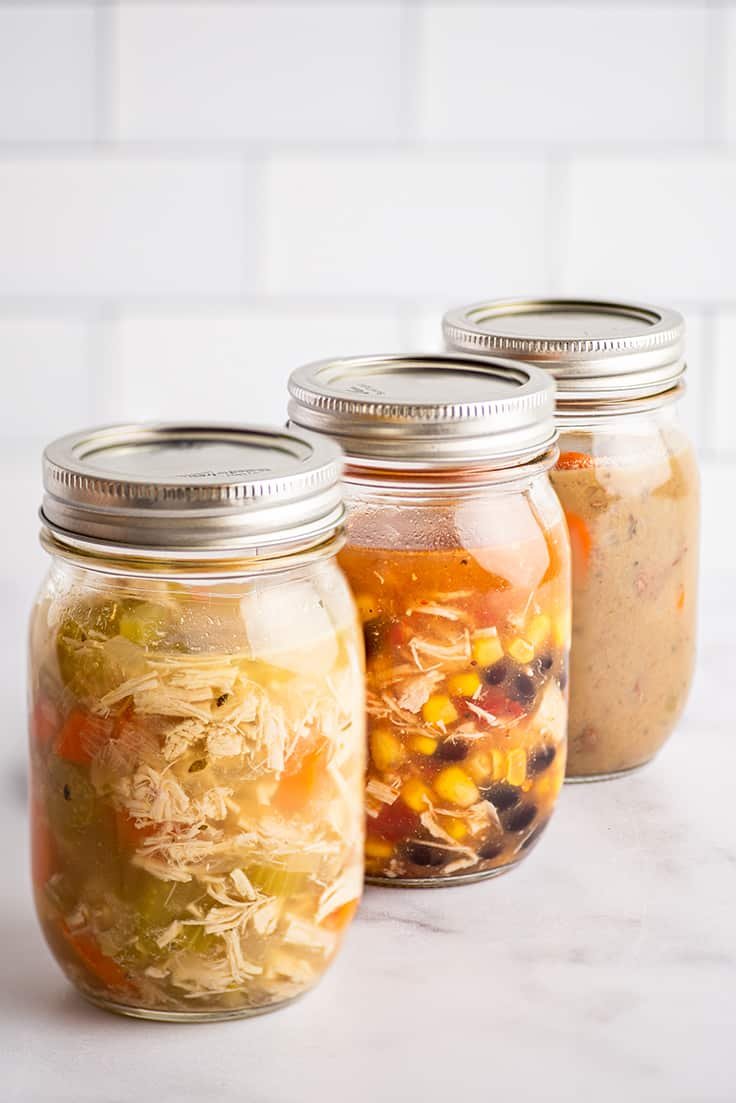 freezing veggies soup in container-leancleanandbrie.com